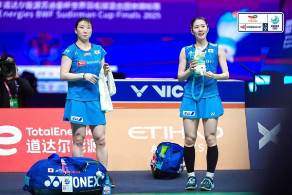 宜人配资 苏迪曼杯｜人气选手志田千阳首度搭档五十岚有纱，用胜利庆祝28岁生日