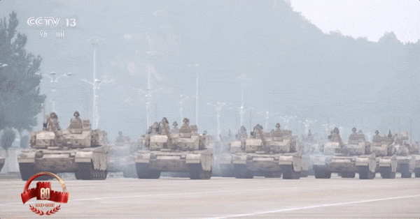 成都赚配网 坦克到底有没有后视镜？