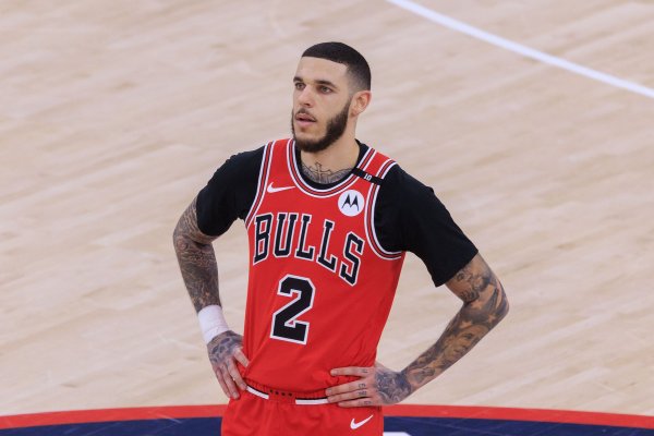 贝格富配资 阿特金森：我们需要大球保持健康 考虑他的伤病史我们会谨慎使用